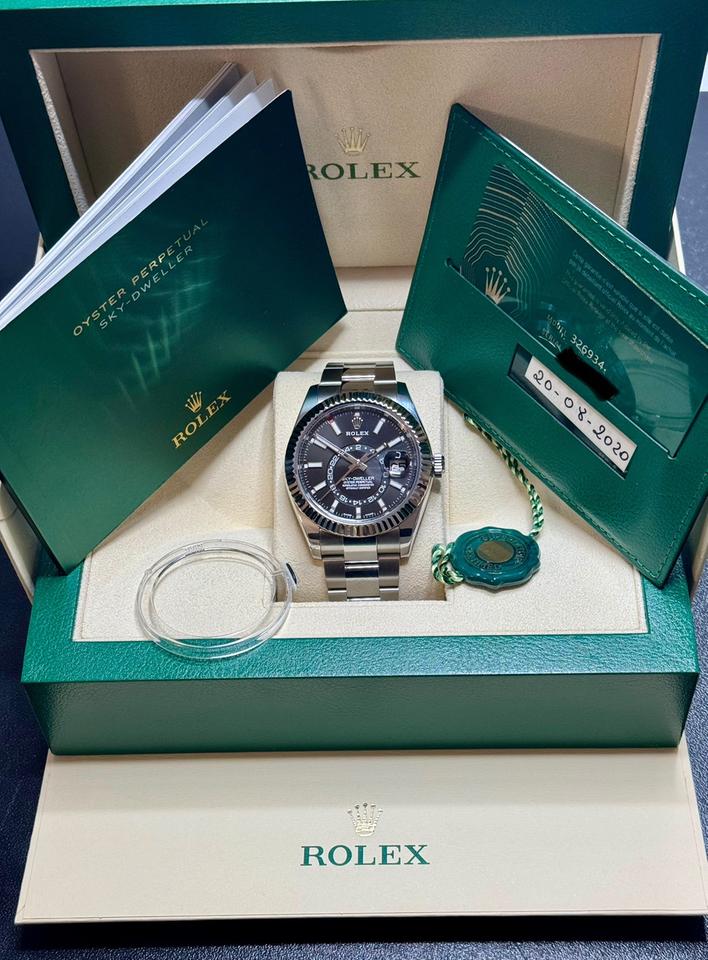 Rolex Sky-Dweller 326934 42mm Black Dial Stainless Steel Automatic Watch