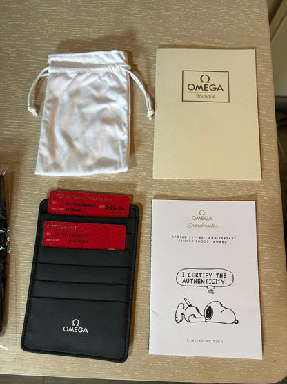 Omega Speedmaster Professional Moonwatch Snoopy Apollo 311.32.42.30.04.003