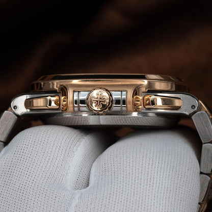 Patek Philippe Nautilus 5980/1AR-001 40.5mm Two-Tone Blue Dial Automatic Chronograph Watch