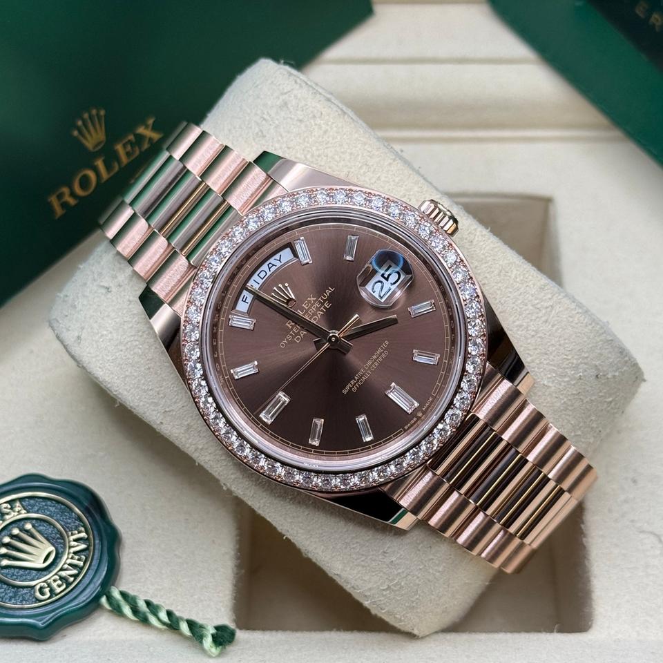 Rolex Day-Date 40 228345RBR 40mm Everose Gold Chocolate Baguette Diamond Dial President Bracelet