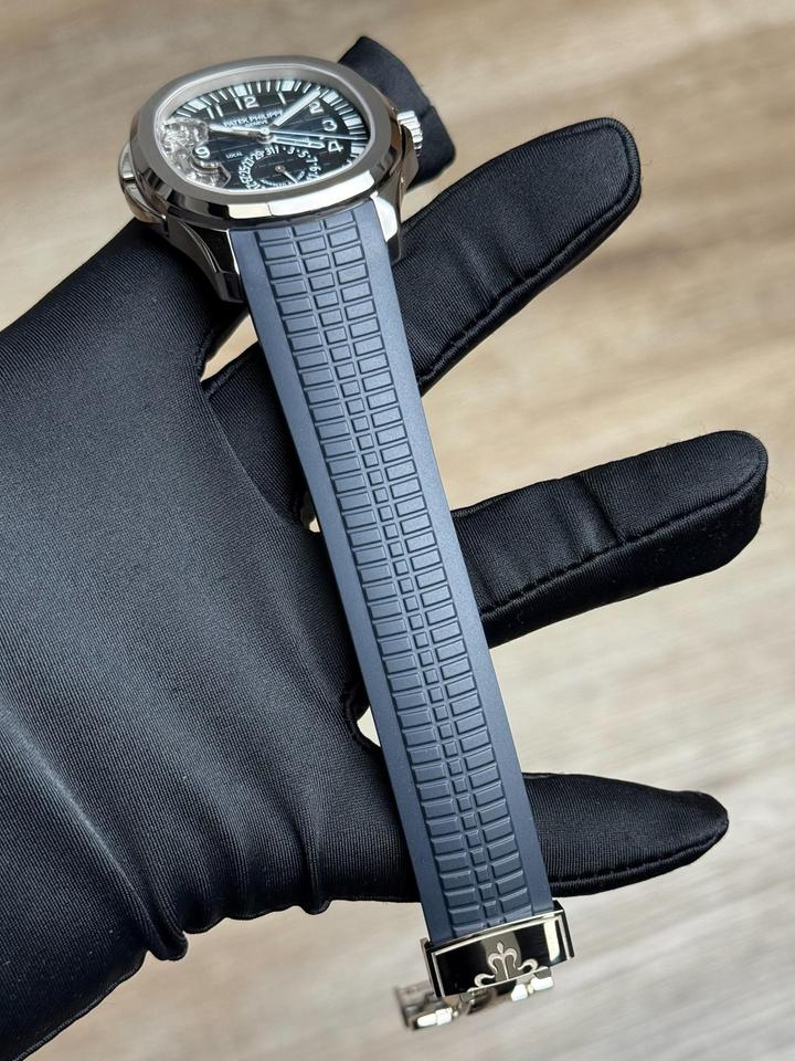Patek Philippe Aquanaut Advanced Research 5650G-001 40.8mm White Gold Blue Dial Automatic Watch