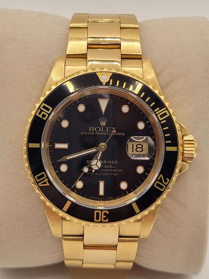 Rolex Submariner Date 16618 40mm Black Dial 18K Yellow Gold Automatic Watch