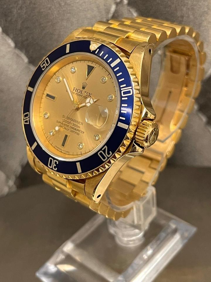 Rolex Submariner Date 16618 40mm Blue Dial 18K Yellow Gold Automatic Watch