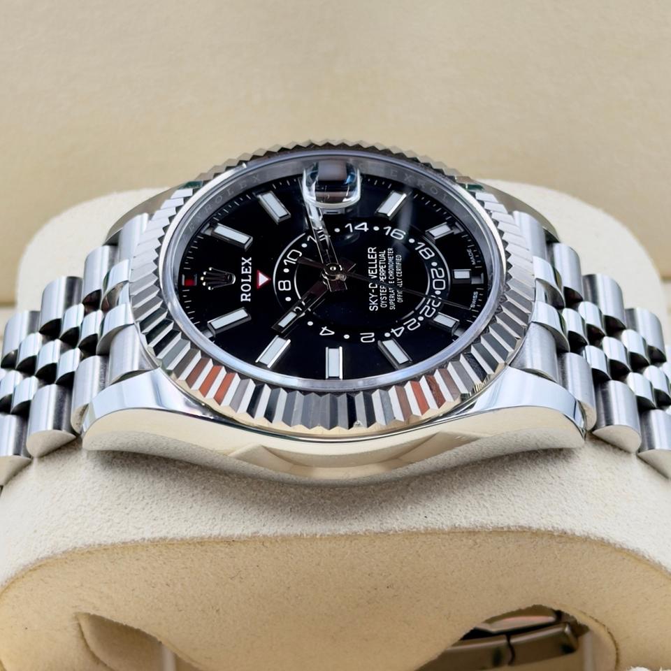 Rolex Sky-Dweller 326934 42mm Black Dial Jubilee Bracelet Automatic Watch