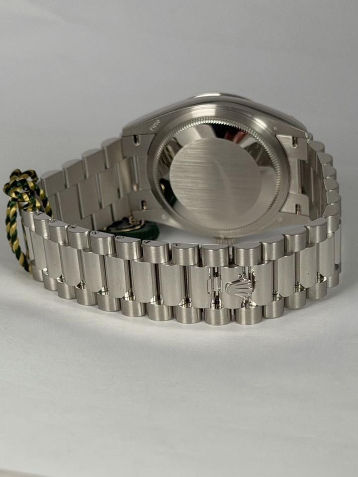 Rolex Day-Date 128236 36mm Platinum Blue Dial President Bracelet Automatic Watch