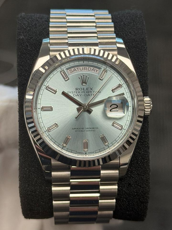 Rolex Day-Date 128236 36mm Platinum Blue Dial President Bracelet Automatic Watch
