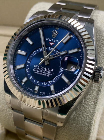 Rolex Sky-Dweller 326934 42mm Blue Dial Oyster Bracelet Automatic Watch
