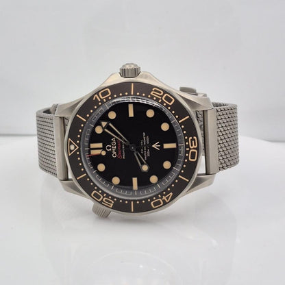 OMEGA Seamaster Diver 300M James Bond 007 42mm Titanium Black Dial Automatic Watch