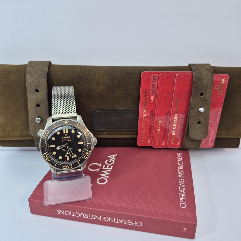 OMEGA Seamaster Diver 300M James Bond 007 42mm Titanium Black Dial Automatic Watch