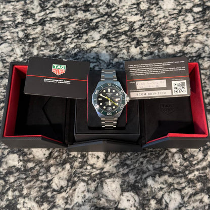 TAG Heuer Aquaracer Professional 300 Date WBP5116.BA0013 42mm Green Dial Automatic Watch