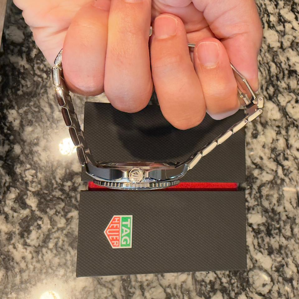 TAG Heuer Aquaracer Professional 300 Date WBP5116.BA0013 42mm Green Dial Automatic Watch