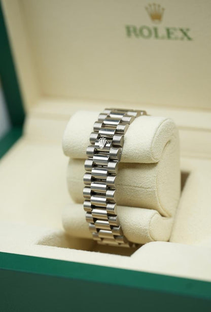 Rolex Day-Date 36 18239 36mm White Gold Grey Diamond Dial Jubilee Bracelet