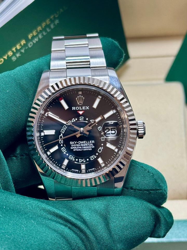 Rolex Sky-Dweller 326934 42mm Black Dial Stainless Steel Automatic Watch