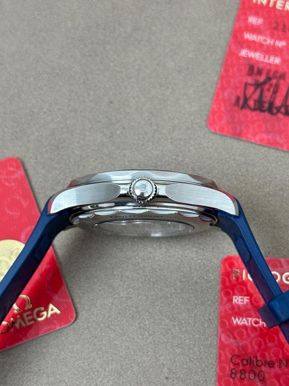 OMEGA Seamaster Diver 300M 210.32.42.20.03.001 42mm Blue Dial Rubber Strap Automatic Watch