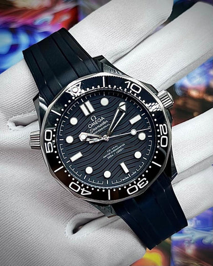 OMEGA Seamaster Diver 300M 43.5mm Black Ceramic Dial Rubber Strap Automatic Watch