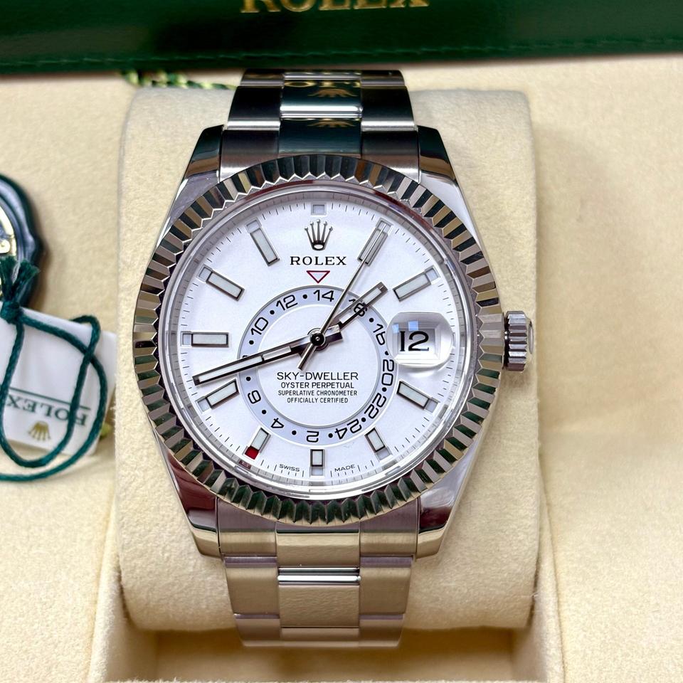 Rolex Sky-Dweller 326934 42mm White Dial Automatic Watch