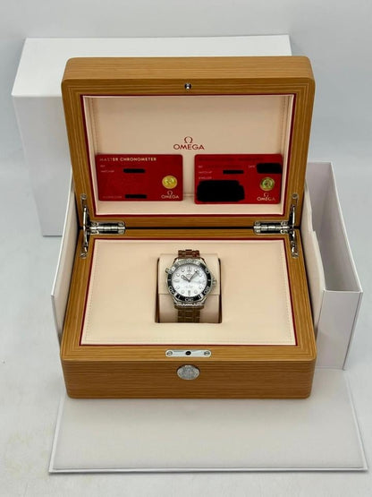 OMEGA Seamaster Diver 300M 210.30.42.20.04.001 42mm White Dial Stainless Steel Automatic Watch