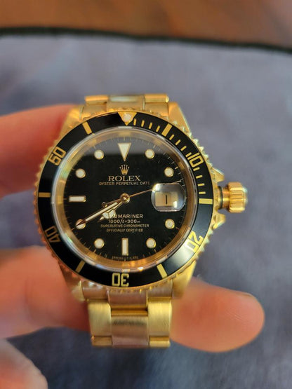 Rolex Submariner Date 16618 40mm Black Dial 18K Yellow Gold Automatic Watch