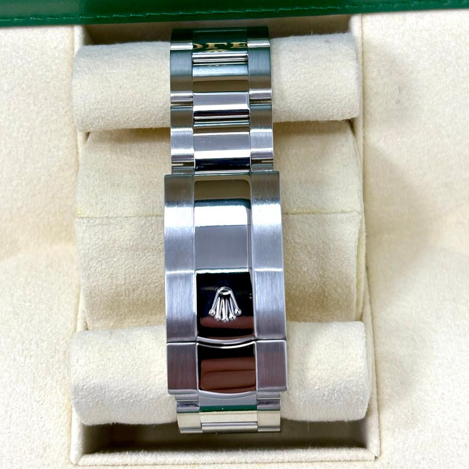 Rolex Sky-Dweller 326934 42mm White Dial Automatic Watch