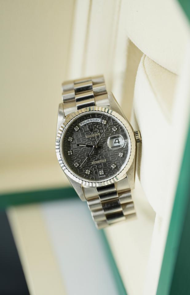 Rolex Day-Date 36 18239 36mm White Gold Grey Diamond Dial Jubilee Bracelet