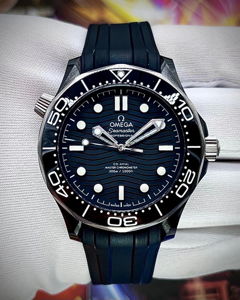 OMEGA Seamaster Diver 300M 43.5mm Black Ceramic Dial Rubber Strap Automatic Watch