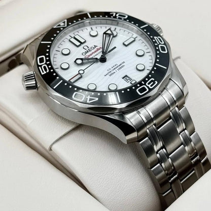 OMEGA Seamaster Diver 300M 210.30.42.20.04.001 42mm White Dial Stainless Steel Automatic Watch