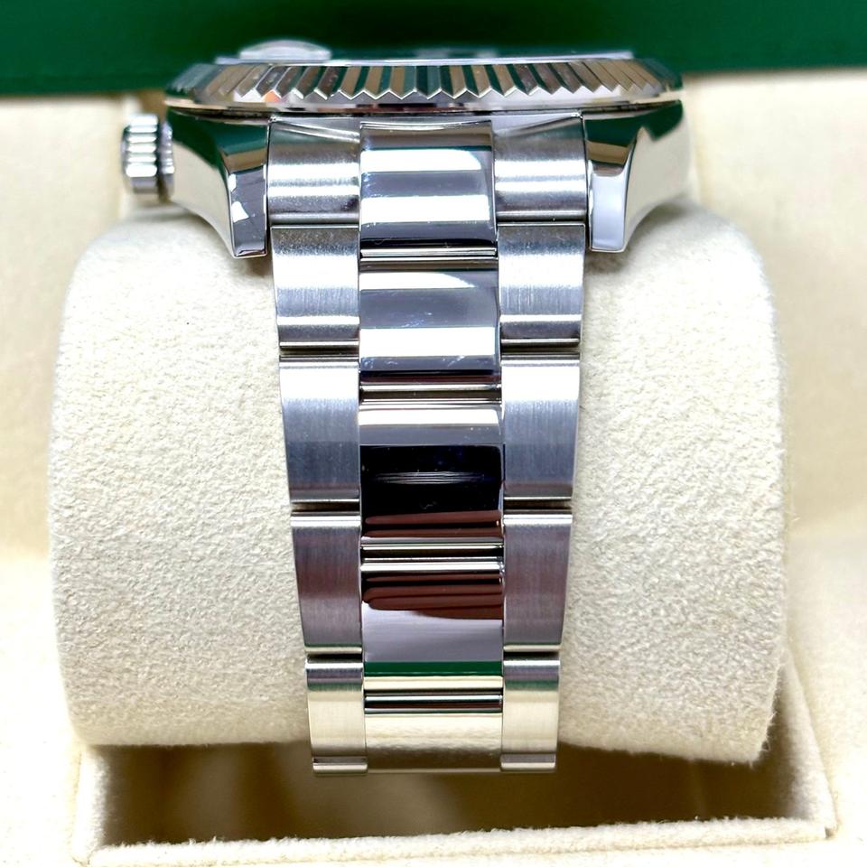 Rolex Sky-Dweller 326934 42mm White Dial Automatic Watch