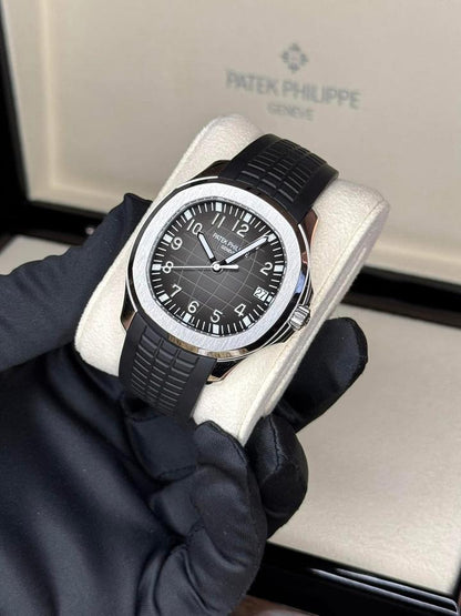 Patek Philippe Aquanaut 5167A-001 40mm Stainless Steel Black Dial Automatic Watch